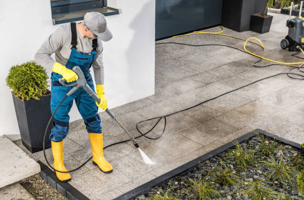 Best Residential Pressure Washing Services  in Cherokee, IA